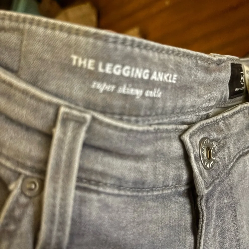 Ag Adriano Goldschmied Gray Skinny-Leg Jeans - Picture 6 of 6